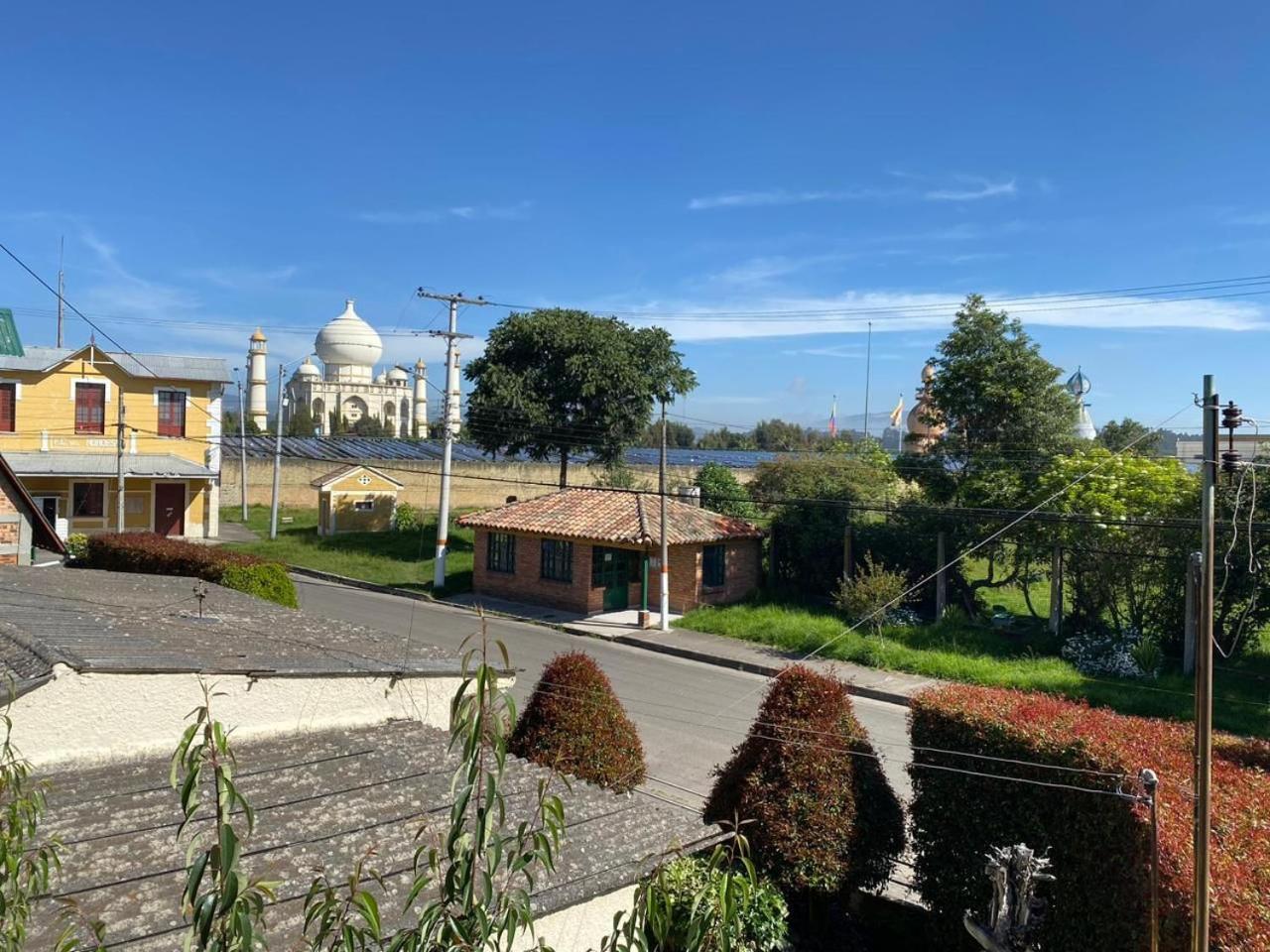 Hotel Villa Mercedes Colonial Sopo Bagian luar foto